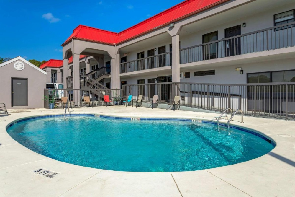 SureStay Hotel by Best Western Lenoir City Image 18