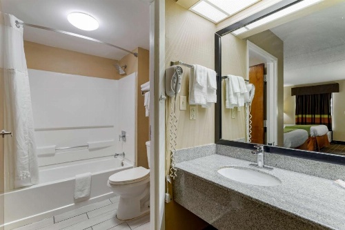 SureStay Hotel by Best Western Lenoir City image 34